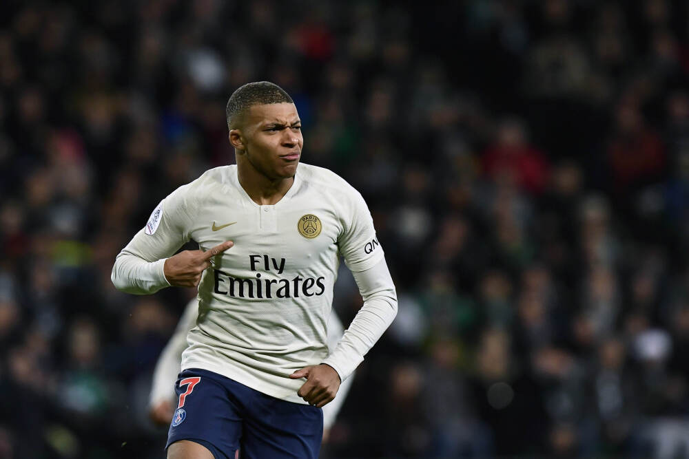 澳门特首岑浩辉：推进重要改革措施，促进经济多元发展